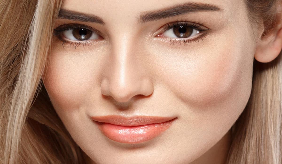 نفخ الخدود الدائم