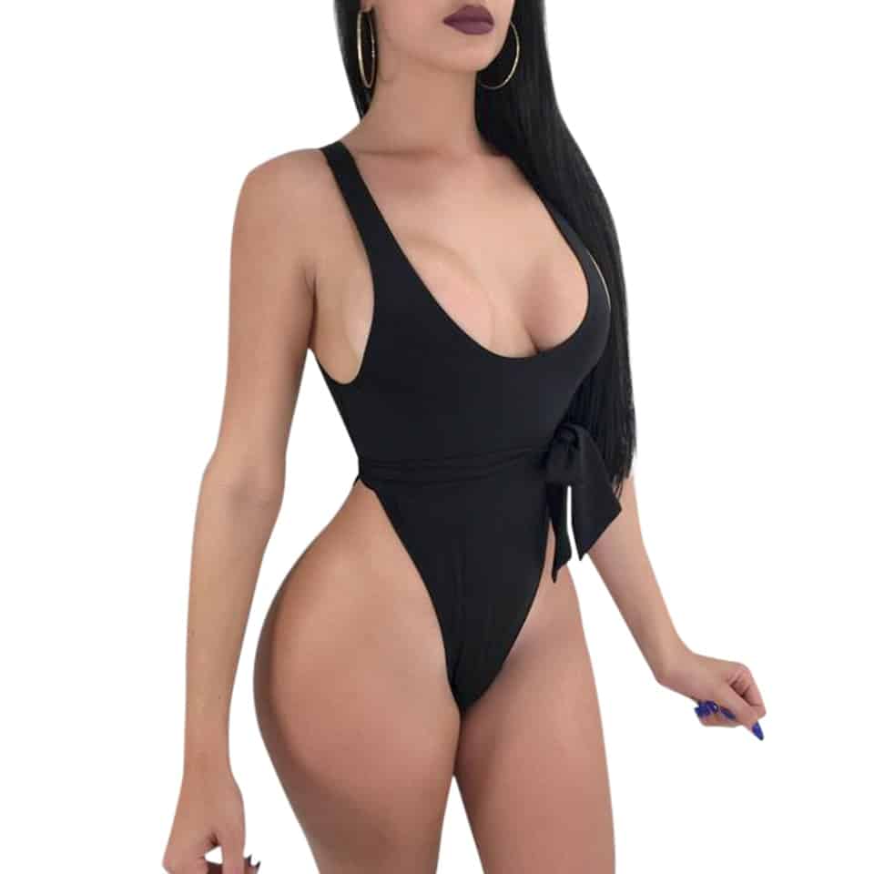 صور اغراء بكيني