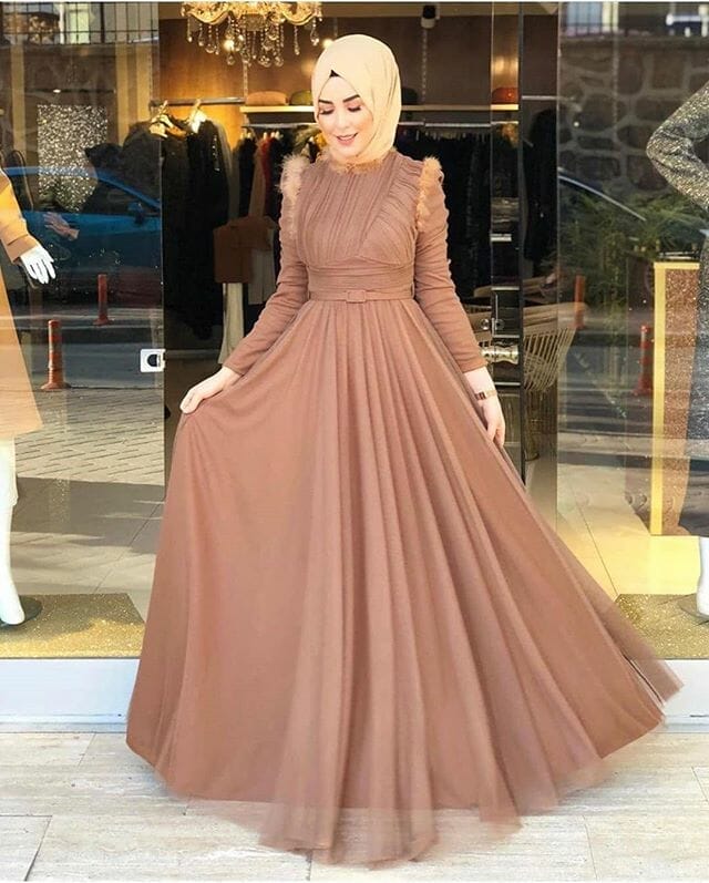 فساتين خروج تفصيل