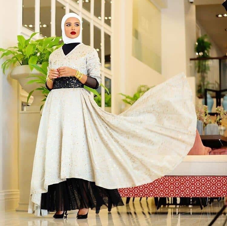 موديلات فساتين محجبات 2019